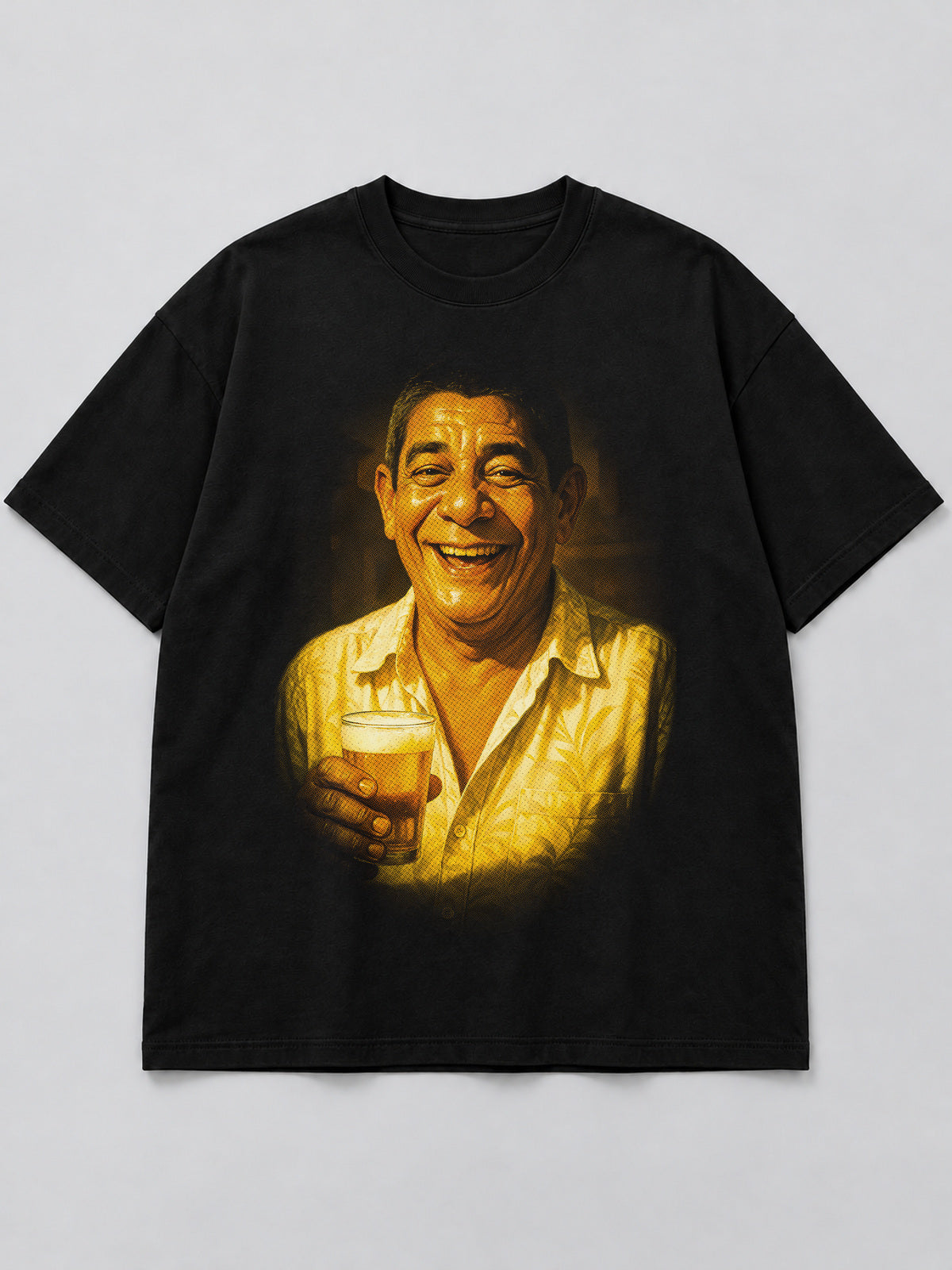 Polera Zeca Pagodinho Alegre negra de corte amplio