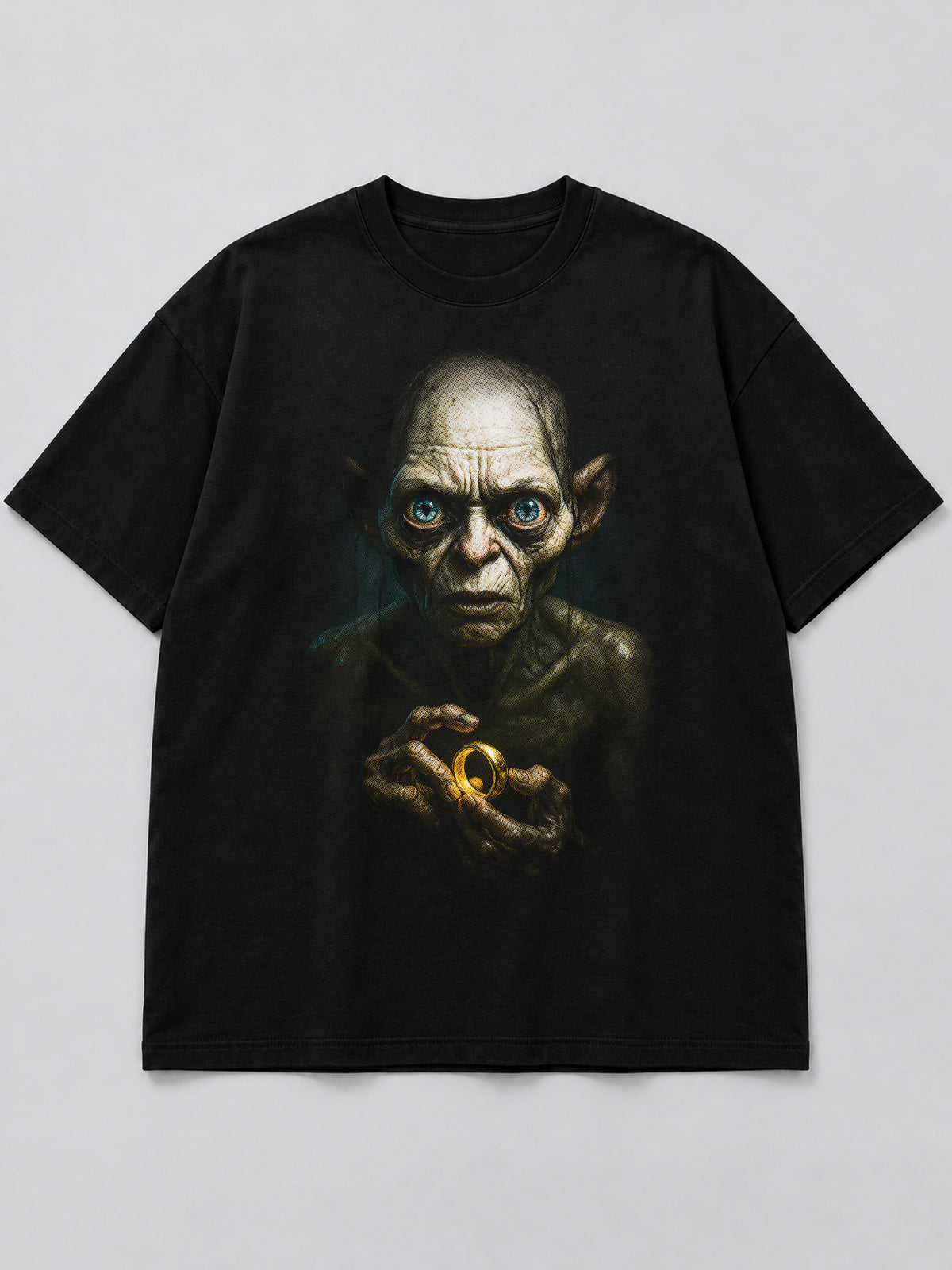 Polera Smeagol's Obsession negra de corte amplio