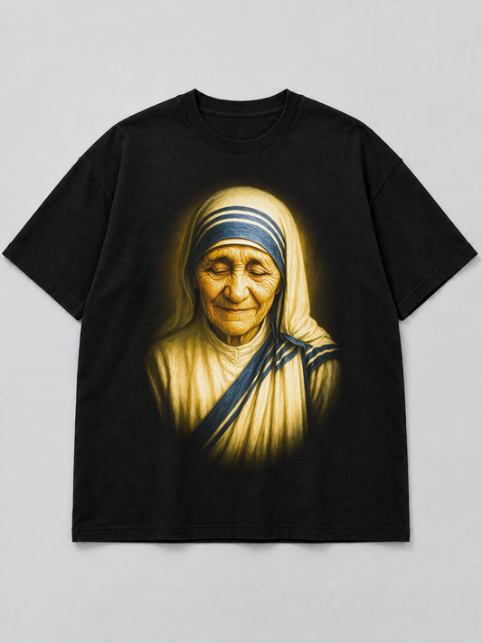 Polera Serene Compassion negra de corte amplio
