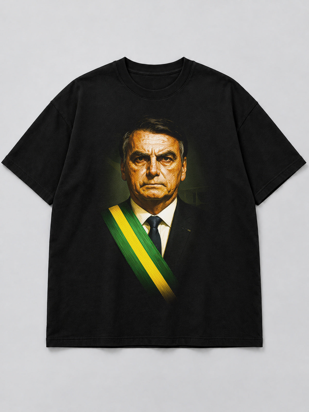 Polera Brazilian Leader Portrait negra de corte amplio
