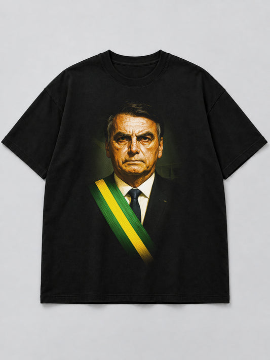 Polera Brazilian Leader Portrait negra de corte amplio