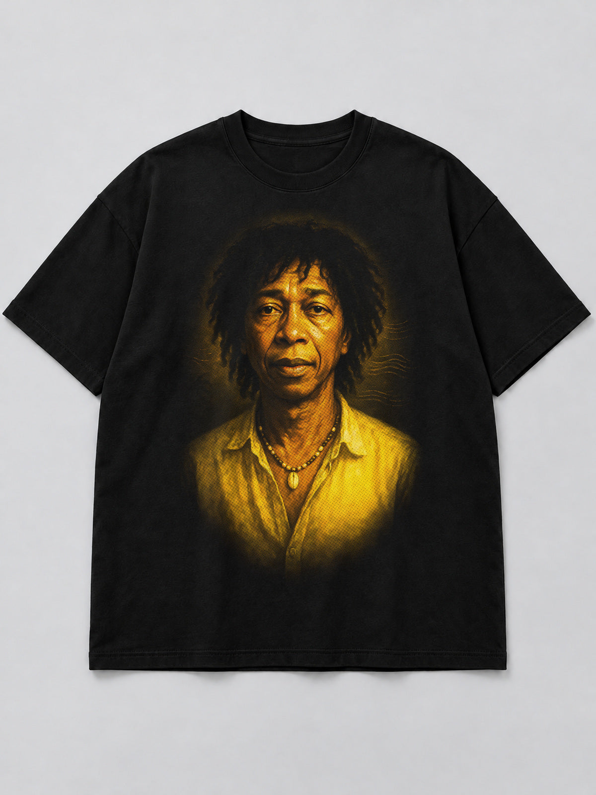 Polera Djavan's Soulful Portrait negra de corte amplio