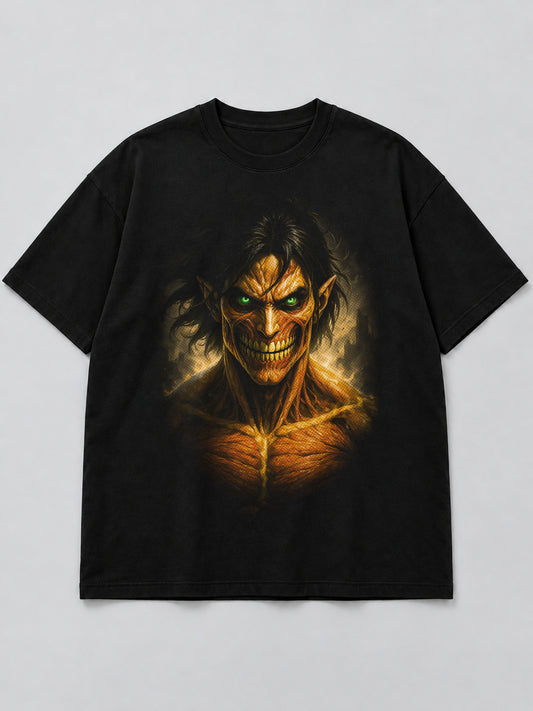 Polera Eren Yeager Empowered negra de corte amplio