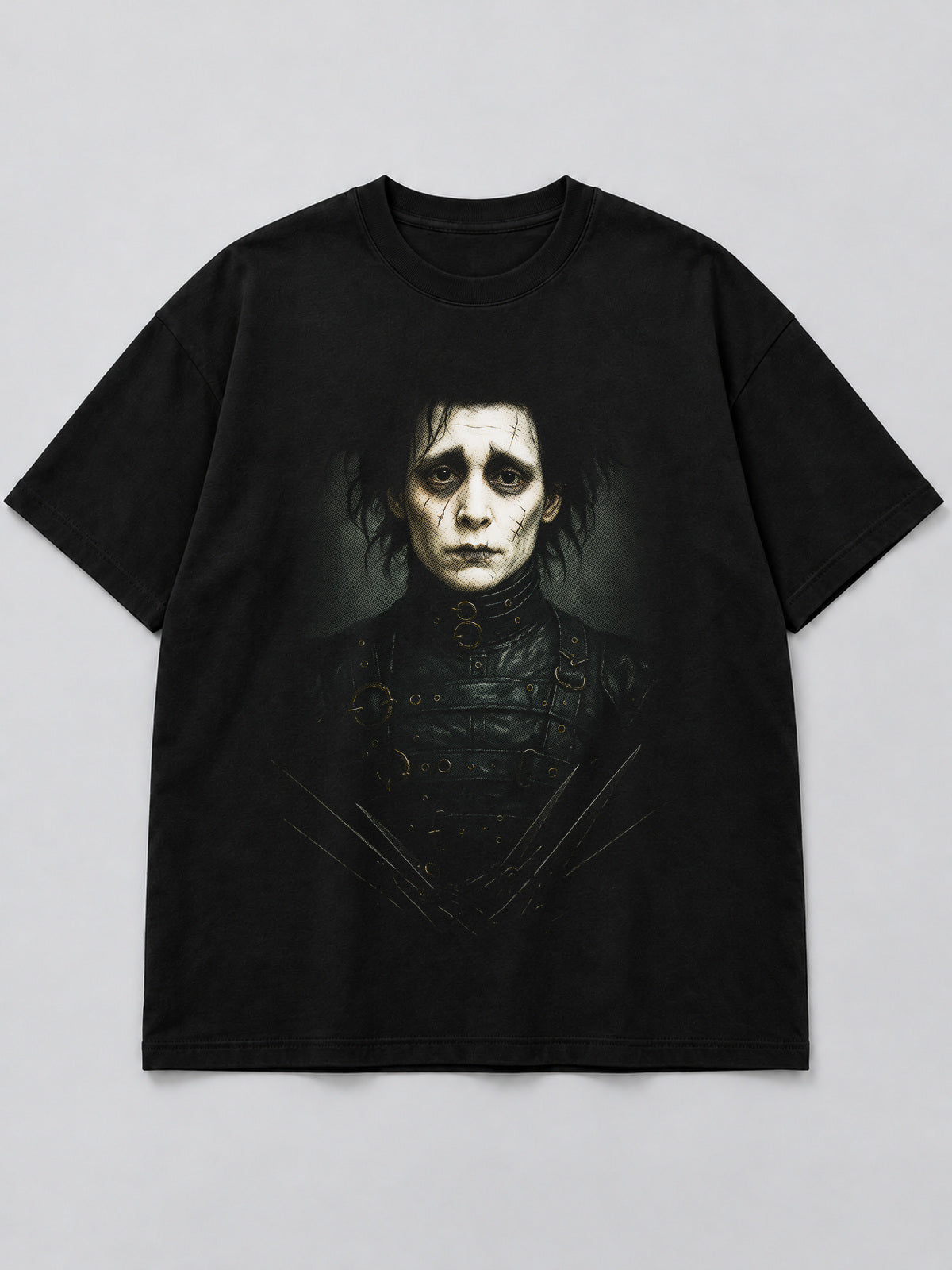 Polera Gothic Scissorhands Portrait negra de corte amplio