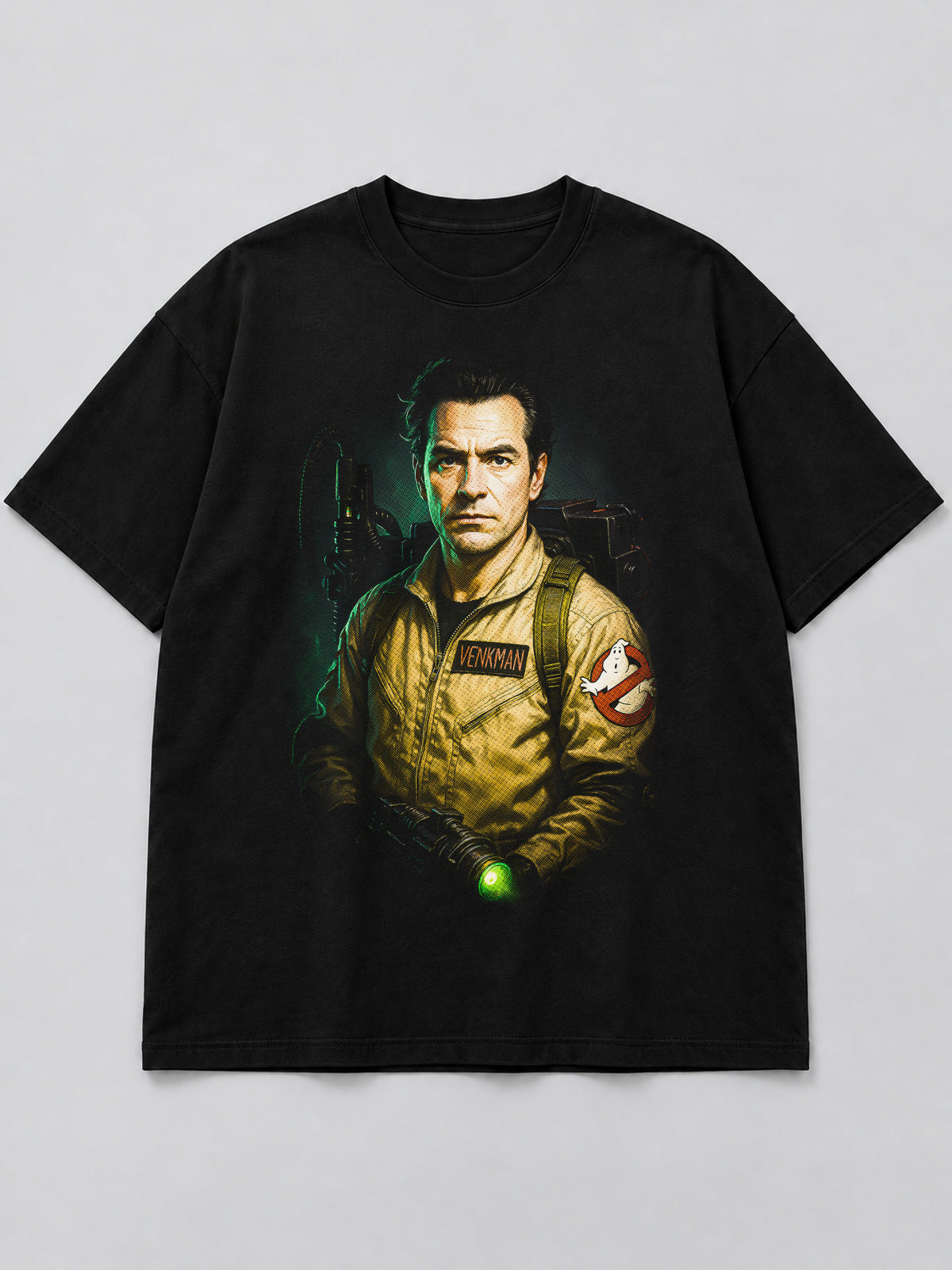 Polera Paranormal Investigator Portrait negra de corte amplio